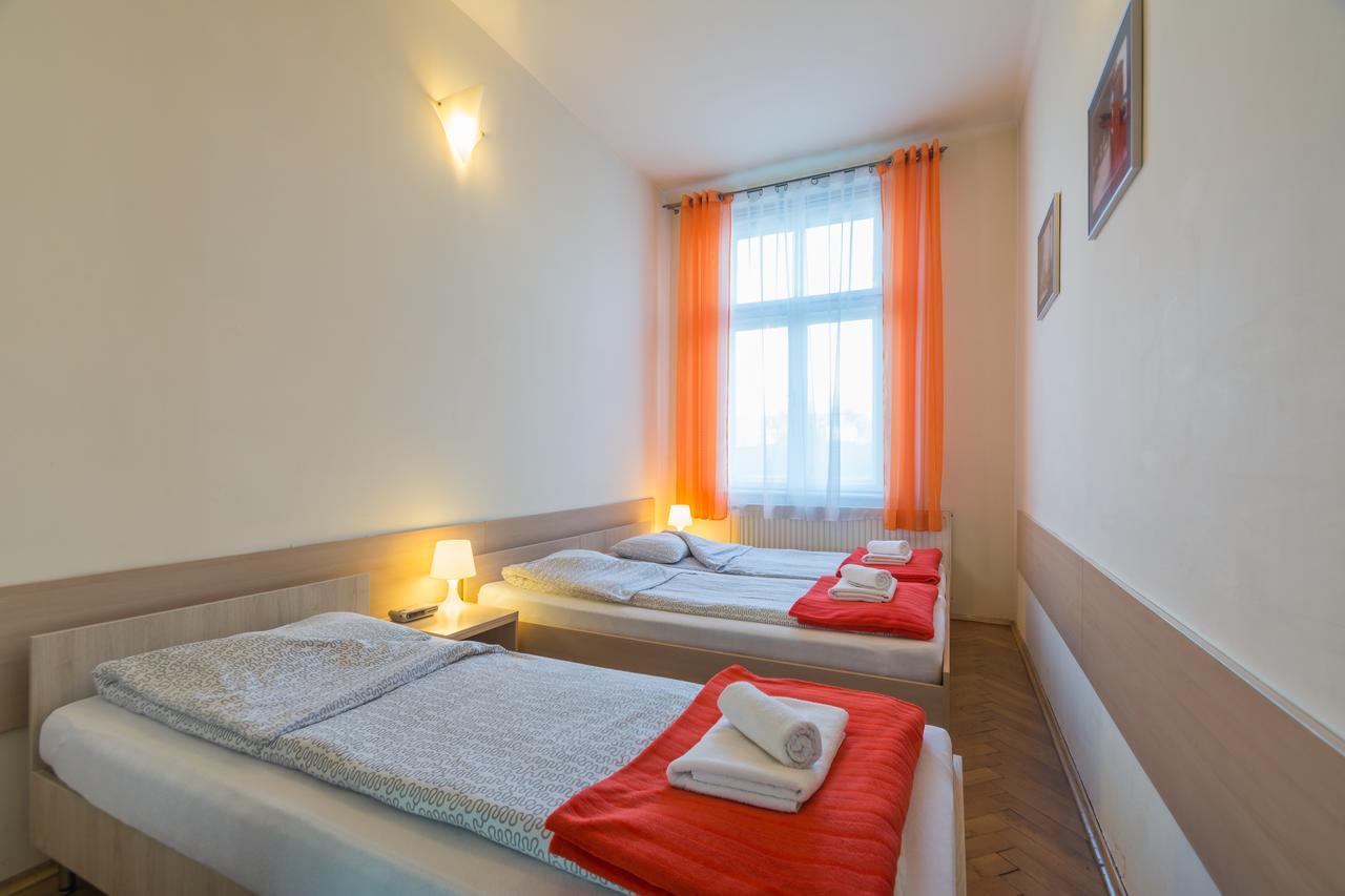 Euro-Room Rooms & Apartments Krakow Exterior photo