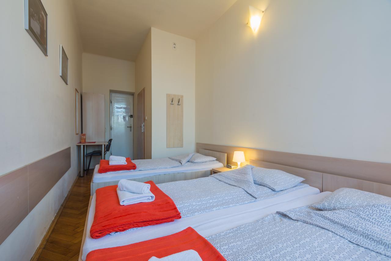 Euro-Room Rooms & Apartments Krakow Exterior photo