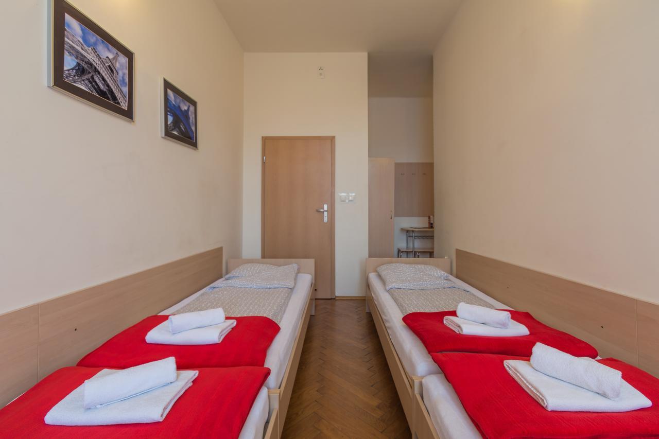 Euro-Room Rooms & Apartments Krakow Exterior photo