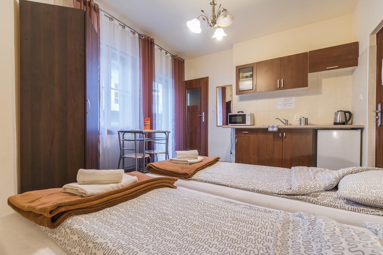 Euro-Room Rooms & Apartments Krakow Exterior photo