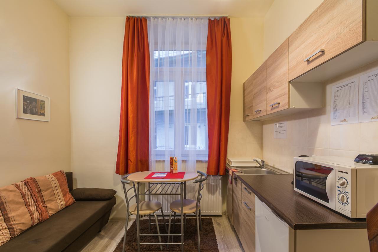 Euro-Room Rooms & Apartments Krakow Exterior photo